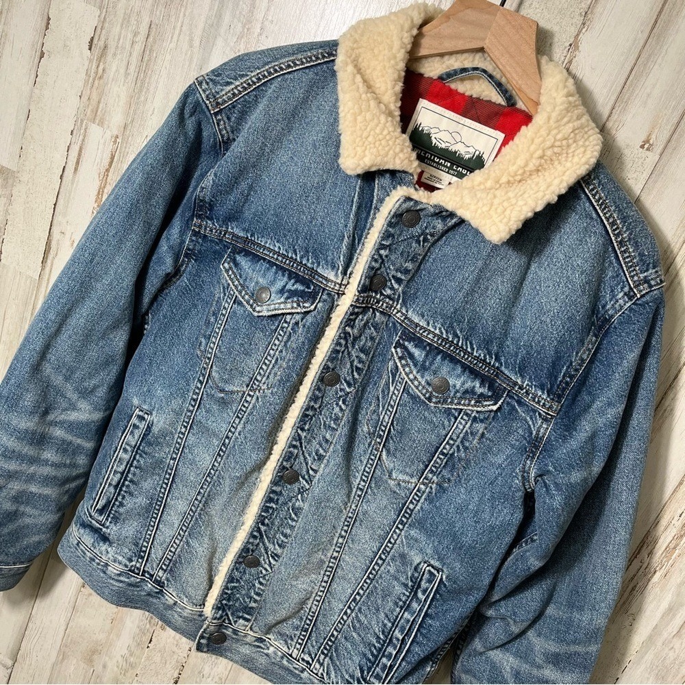 American Eagle Mens Sherpa Lined Denim Jacket Buffalo Check Size Small Brand New